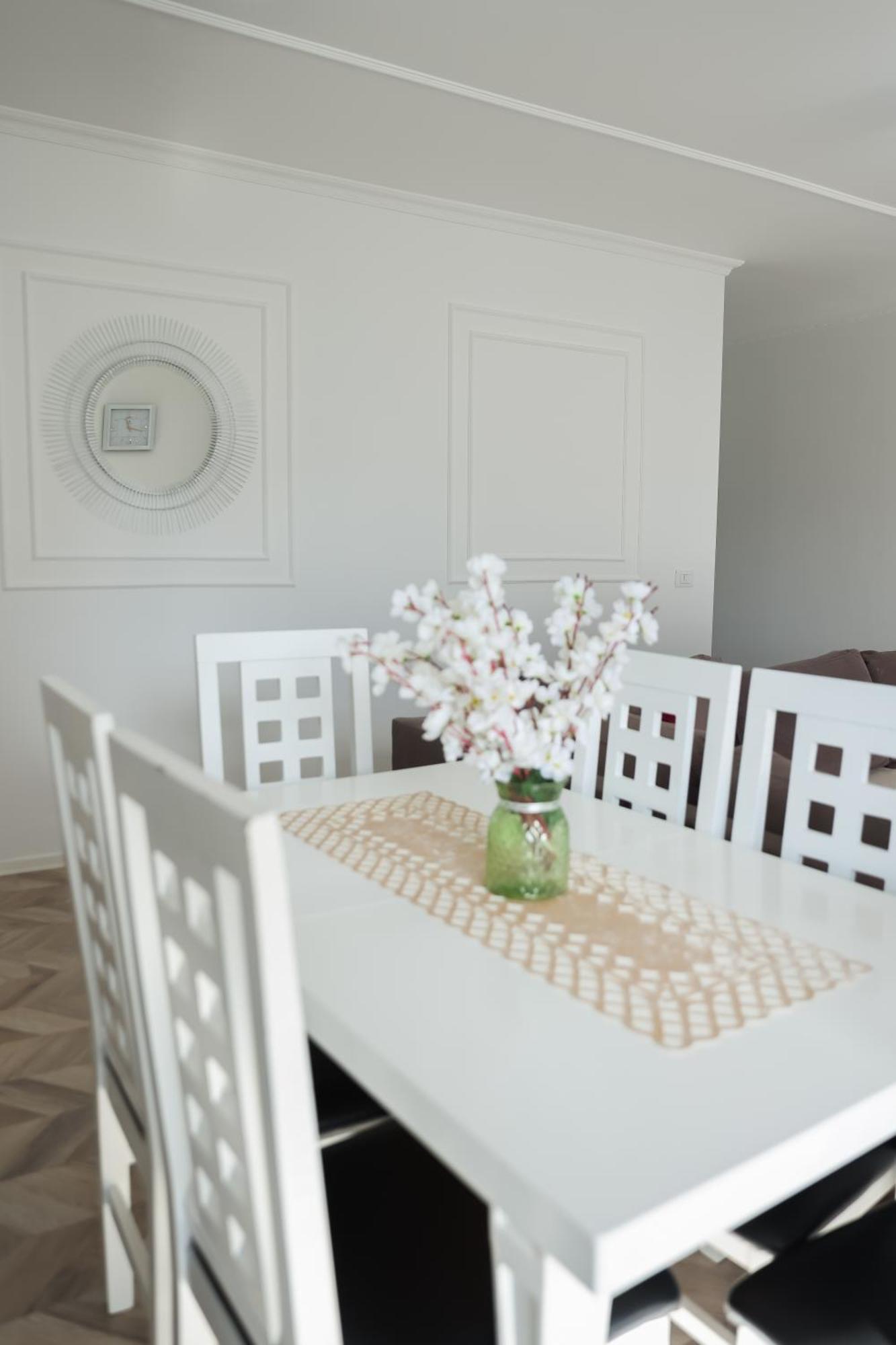 Family Apartment Tirana Exterior foto